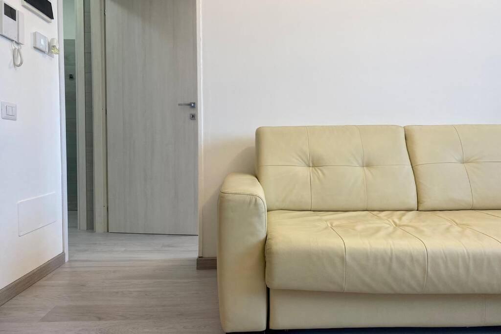 Apartment In Milan - Bicocca Near University Exterior foto